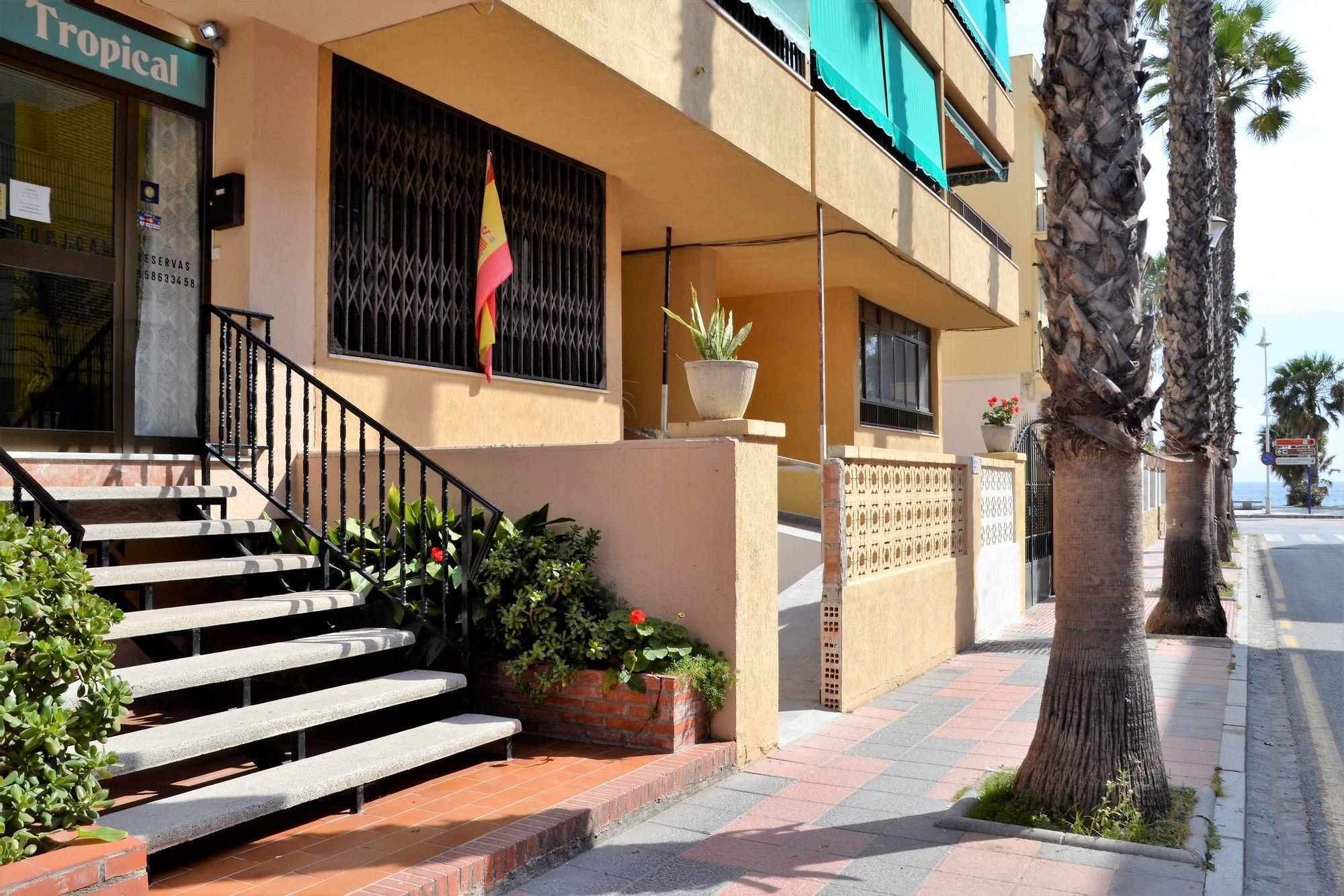 Hostal Tropical Almunecar Luaran gambar