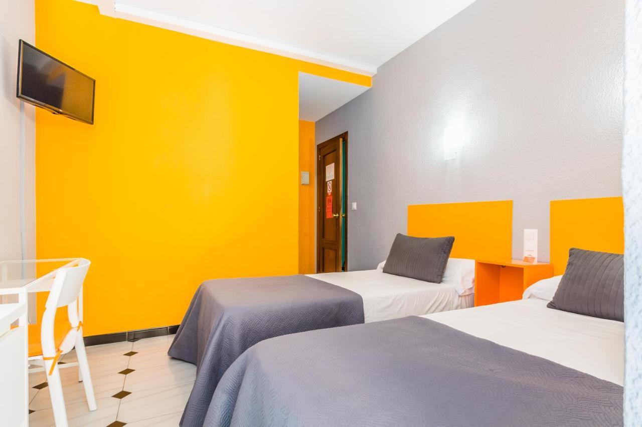Hostal Tropical Almunecar Luaran gambar